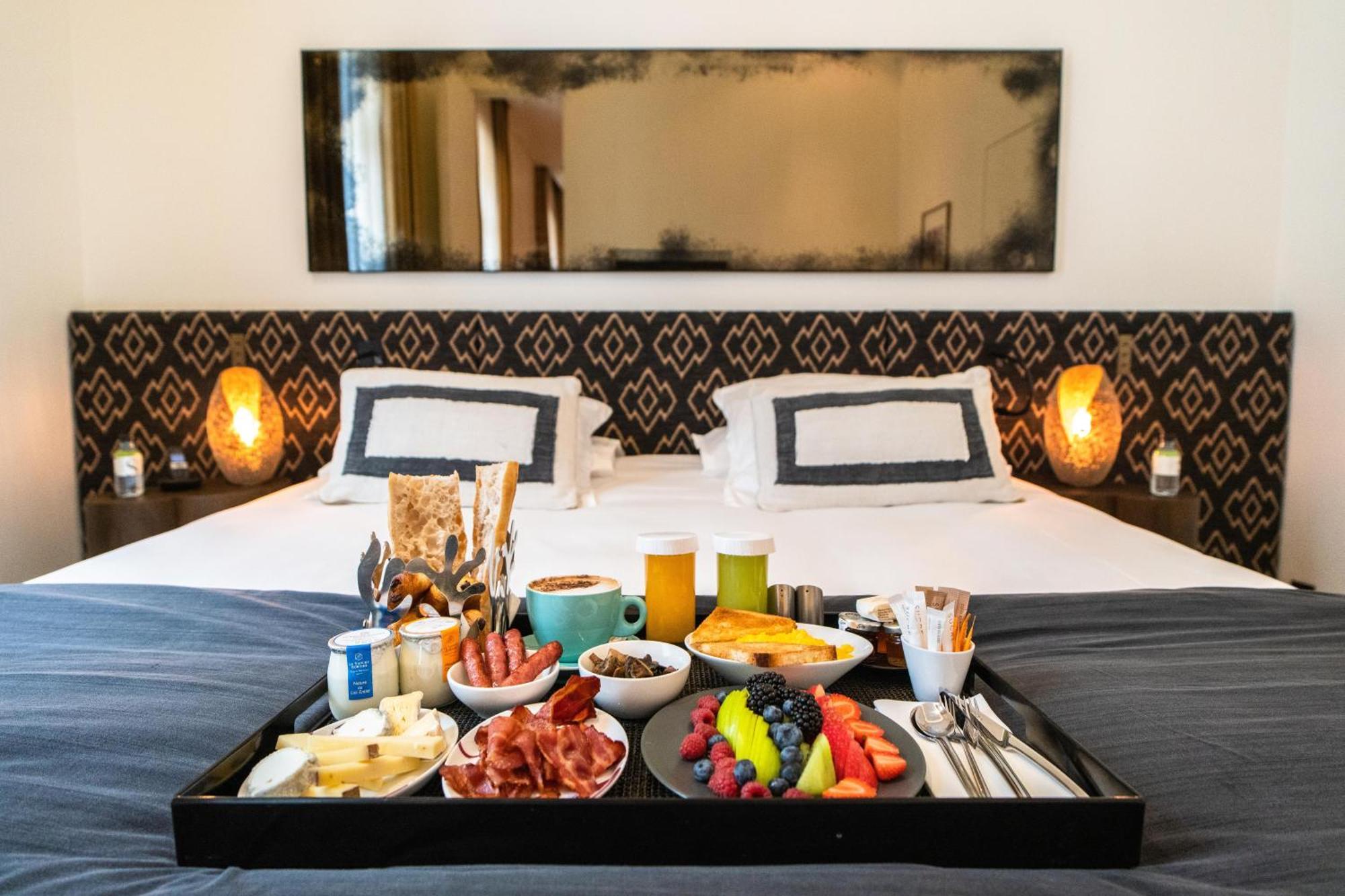 Marignan Champs-elysees Hotel Paris